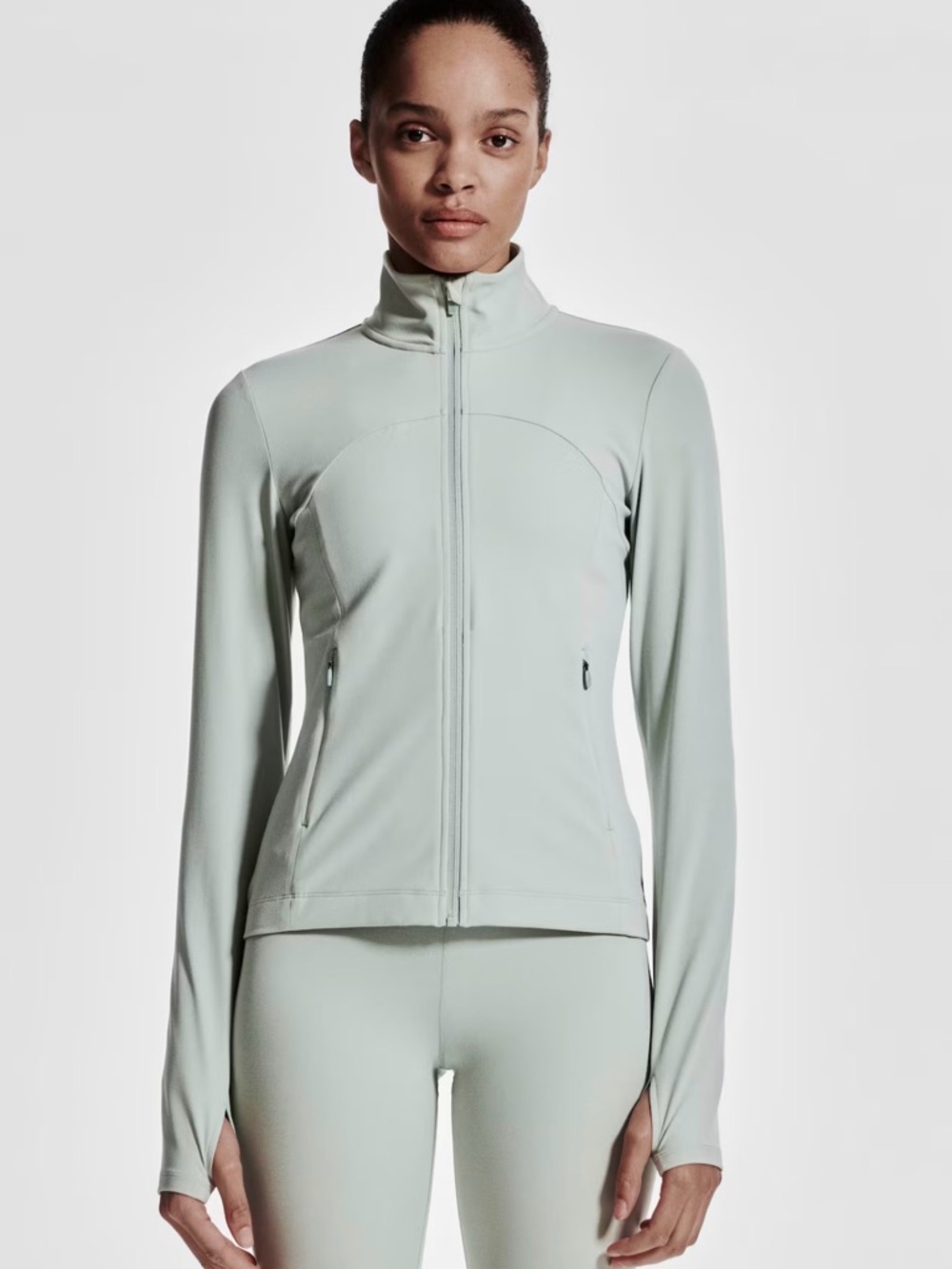 Activewear jacket with soft move